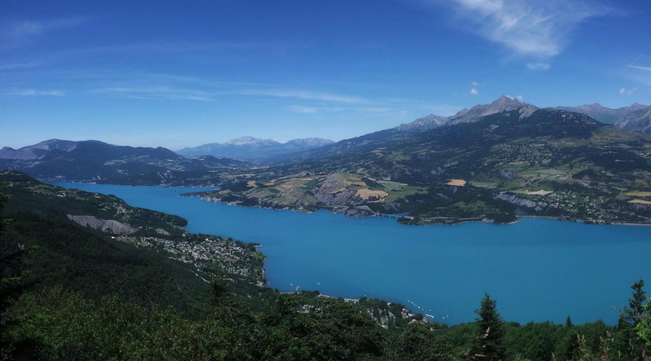 Les Jehans Chateauroux-les-Alpes Luaran gambar